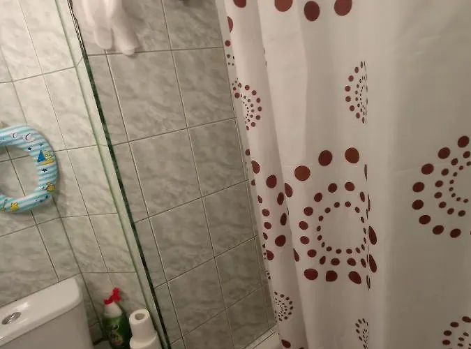 Δωμάτια σε οικογενειακή κατοικία Jarzebinka *