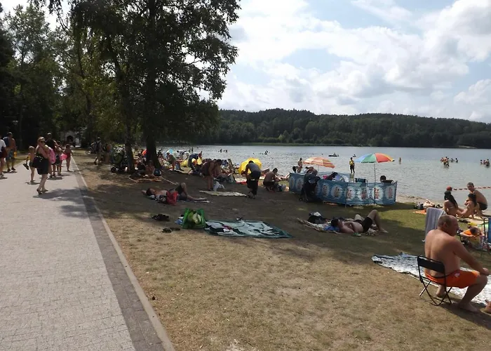 Δωμάτια σε οικογενειακή κατοικία Jarzebinka *